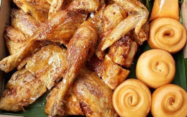 Gà Quay Bánh Bao Bình Minh - Phan Trung