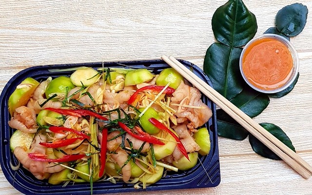 Bếp Ngoại Mưa - Ăn Vặt Sốt Thái - Phạm Ngũ Lão