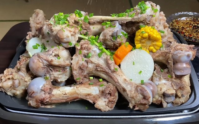Quán Lẩu Xí Quách Ngon Rẻ - Đường Số 8