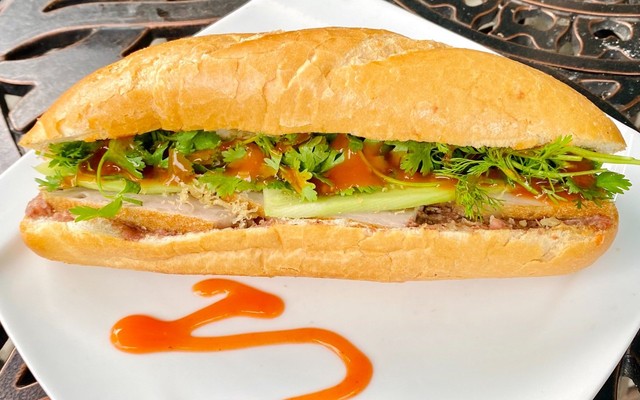 Bánh Mì Linh - Nam Đồng
