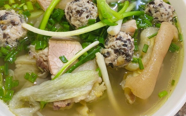 Tiệm Bún Dọc Mùng - Lâm Du