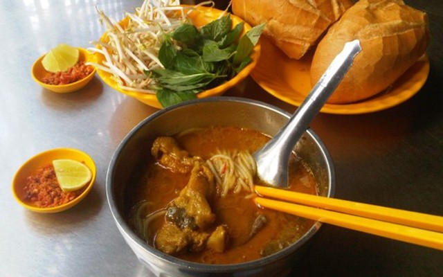 Bún Cà Ri Anh Sáu Miền Tây - Tân Kỳ Tân Quý
