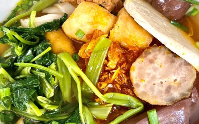 Quán Bún Riêu Dong 2 - Hồ Văn Leo