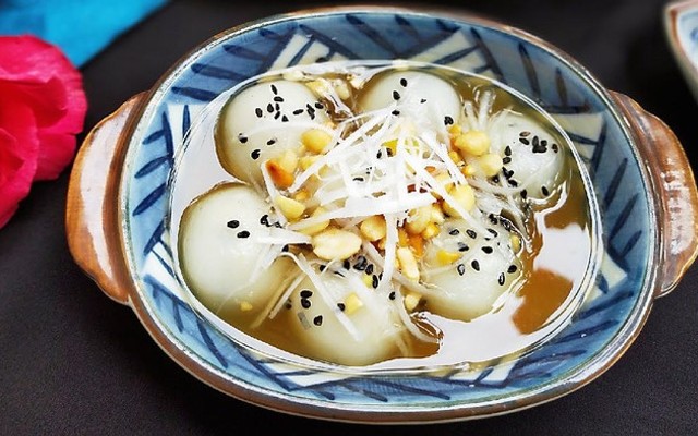 Bà Béo - Sủi Dìn & Chè Vừng - 22 Phố Cấm