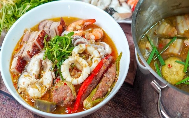 Bún Mắm Cô Huệ - Huỳnh Tấn Phát