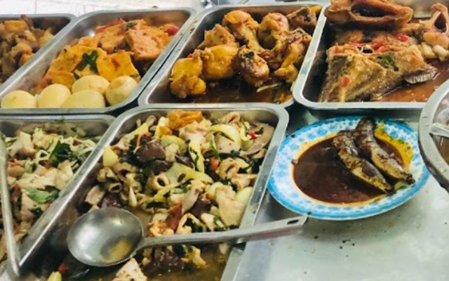 Cơm Bình Dân Huyền - Ngô Gia Tự