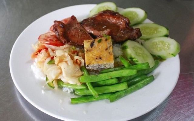 Tiệm Ăn Thiên Lý - Nguyễn Hữu Thọ