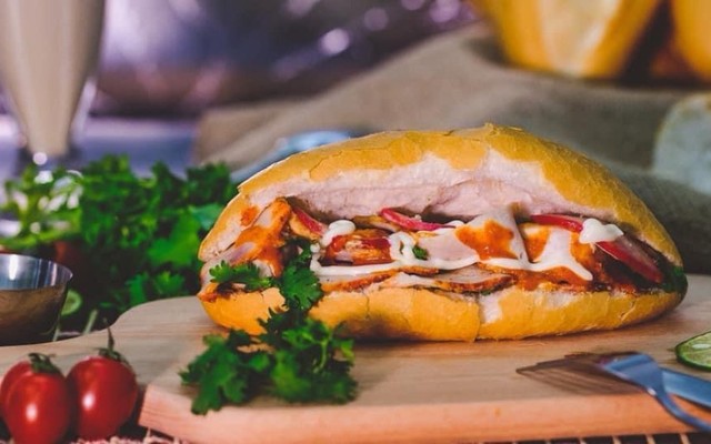 Quán Bánh Mỳ Truyền Thống - Tân Xuân