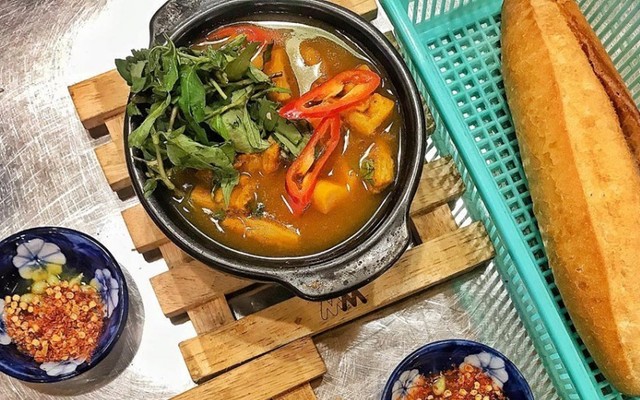 Hủ Tiếu Mì Bò Kho & Phá Lấu Chị Hà - Nguyễn Văn Luông