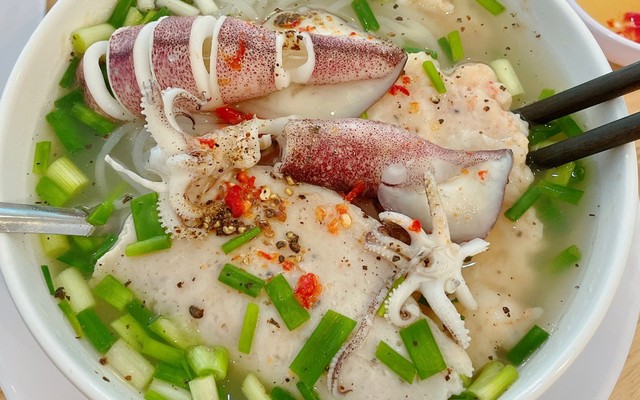 Gạo Quán - Trần Văn Hoài