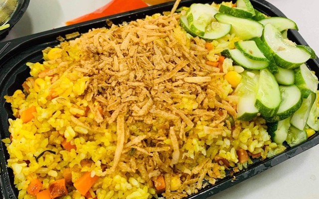 Thu Nguyễn - Cơm Rang & Phở Cuốn