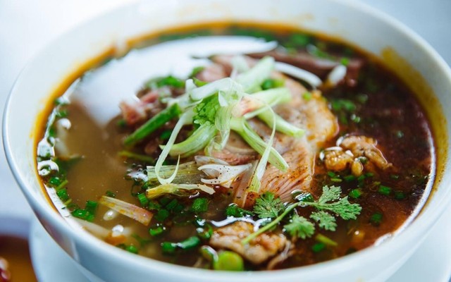Phở Hồng Giang - Hoàng Hoa Thám