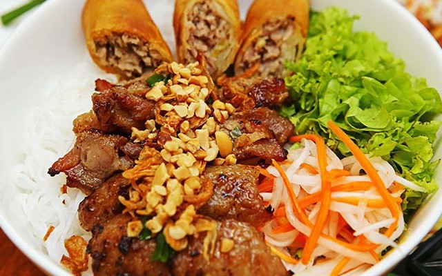 Bếp Chị Bảy - Bánh Hỏi & Bún Thịt Nướng - Hoàng Diệu