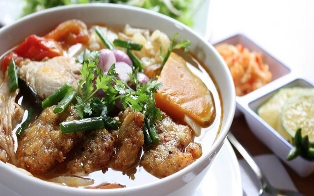 Bún Chả Cá Gì Nhung - Nguyễn Lộ Trạch