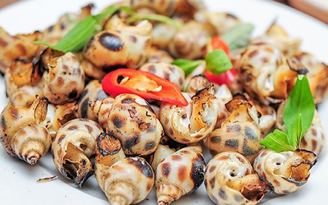 Ốc Đêm - Thoại Ngọc Hầu