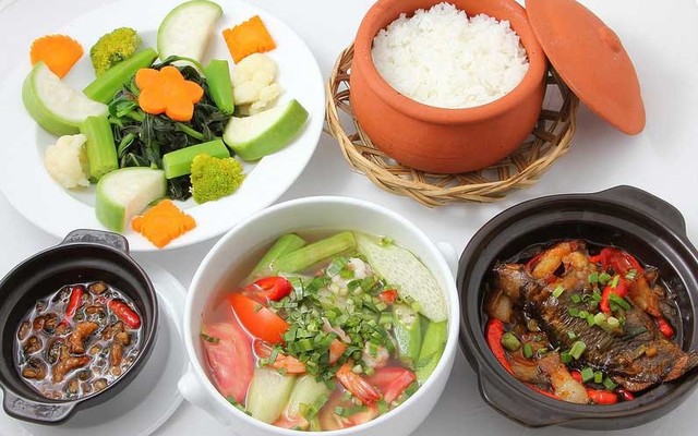 Cơm Niêu Phương Thùy - DT743