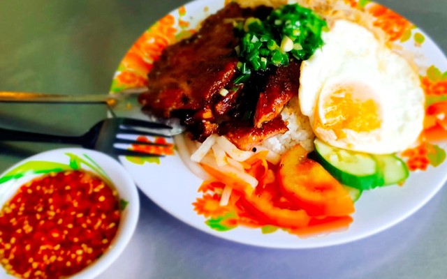 Cơm Tấm Hẻm - Phan Văn Trị