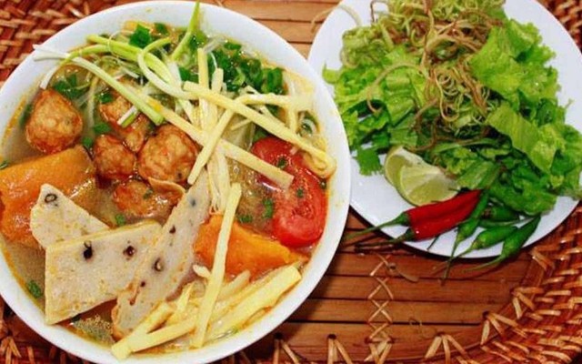 Bánh Canh Trảng Bàng Âu Cơ - Bún Chả Cá Quy Nhơn & Bún Mộc