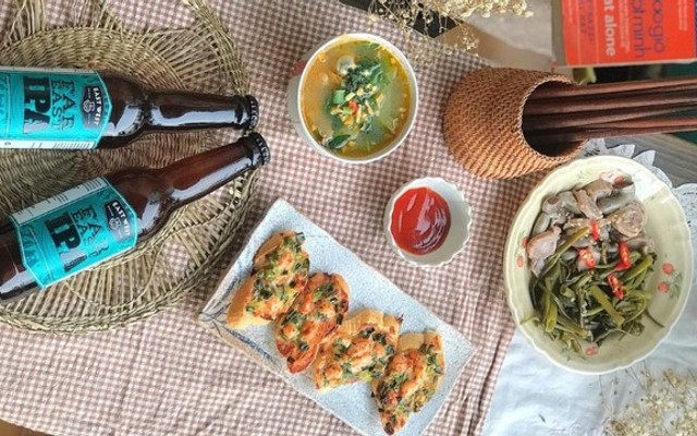 THE BALCONY - Lộn Cung Đình & Bánh Tôm Nướng - Trần Quang Diệu