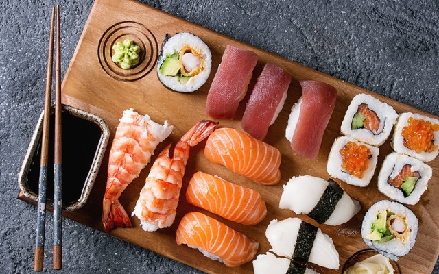 Phạm Gia Sushi & Sashimi - Đường Số 15