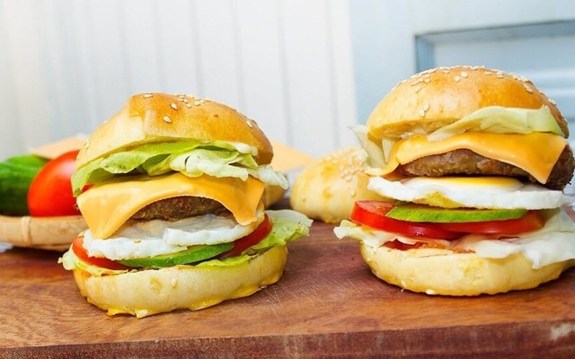 Tiệm Ăn Xixaxixon - Ngõ Ao Nghè