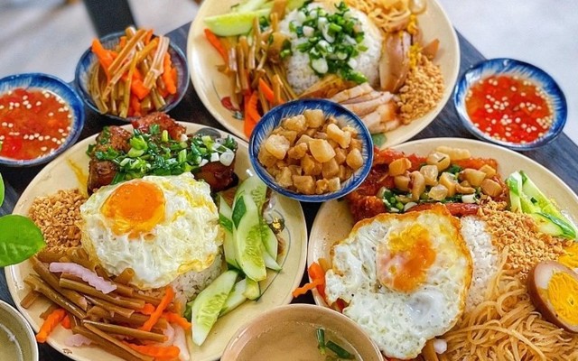 Cơm Tấm Mẵn Long Xuyên - Nguyễn Văn Linh