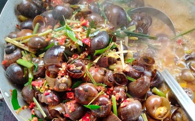 Quán Ốc Ân Hà - Tôn Quang Phiệt