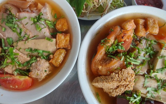 Cơm Tấm & Bún Riêu - Cô Dung