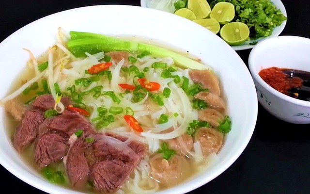 Boong Quán - Phở Bò & Cơm Rang - Anh Đào