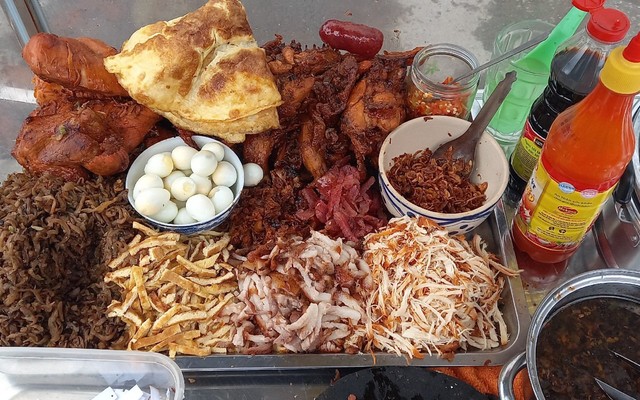 Xôi Gà Phú Quí - Đường Số 6 KDC Hưng Phú