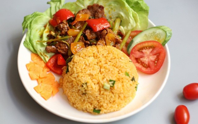 Cơm Bình Dân Cô Yến - Nguyễn Văn Dung