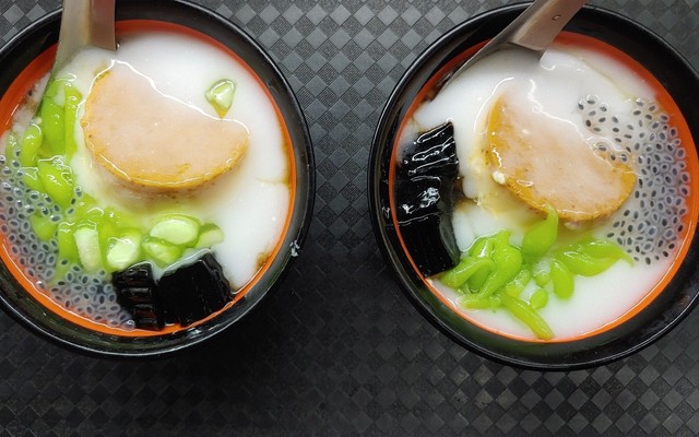 Tiệm Tàu Hủ Tá Lả - Ngô Tất Tố