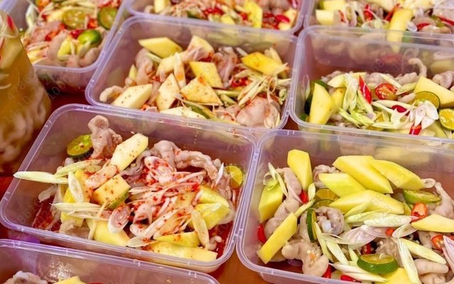 Đồ Ăn Vặt Thùy Dương - Chân Gà Sả Tắc & Rau Câu Sơn Thủy