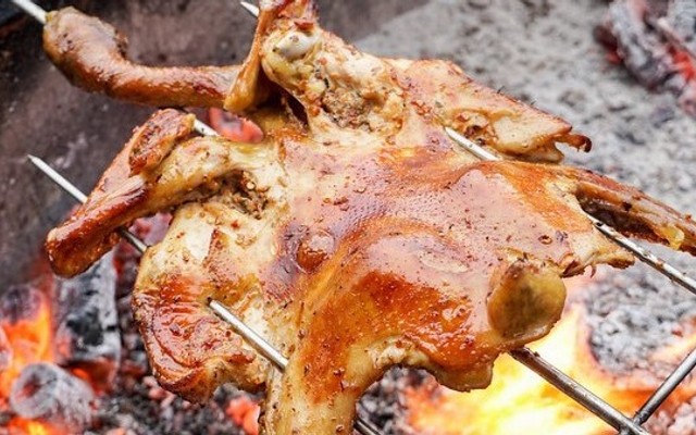 Gà Quay Bánh Bao Thiên Phước 79 - Hồ Văn Leo