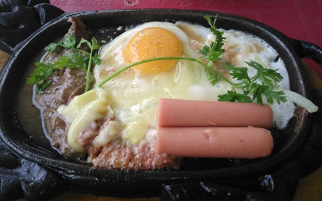 Quán Bò Né 20 - Nguyễn Hữu Thọ