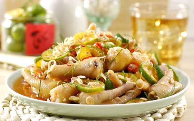 Chân Gà Út Cưng - Ba Tháng Hai