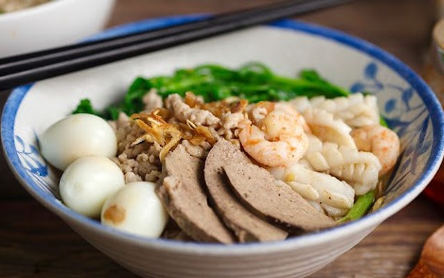 Quán Quyên - Hủ Tiếu & Bánh Canh