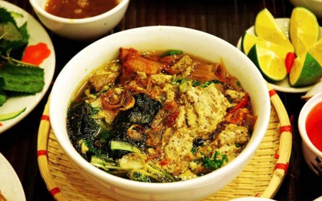 Chị Thủy - Bánh Đa Cua Bể & Bề Bề