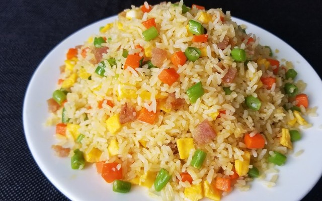 Cơm Gà Xối Mỡ Anh Quán - Chung Cư Ngô Gia Tự