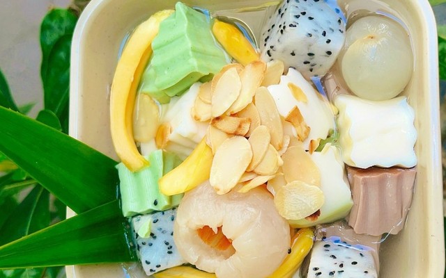 Bé Mến - Nước Ép & Chè Khúc Bạch - Võ Thị Sáu