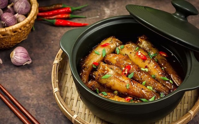 Quán Ý Nhi 2 - Cơm Trưa 36 Món - Nguyễn Văn Tạo