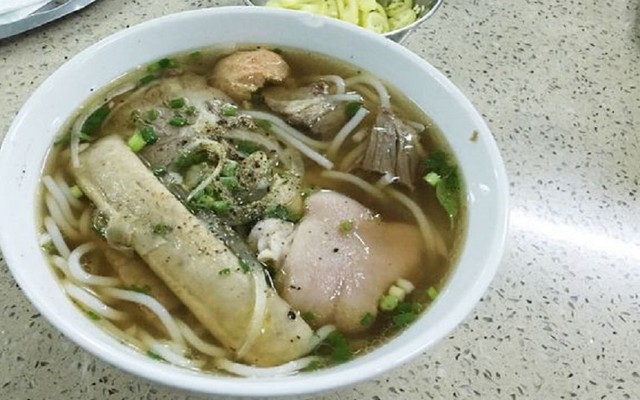 Bún Bò Đông Ba Gia Hội - Trần Quang Long