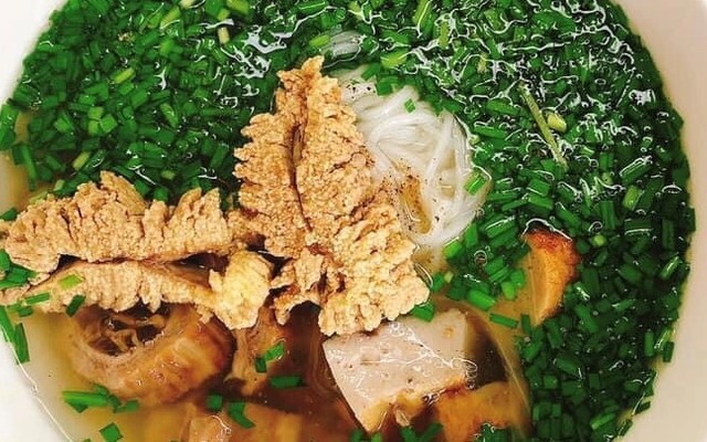 Thảo - Bánh Canh Hẹ Thập Cẩm - 36 Nhị Hà