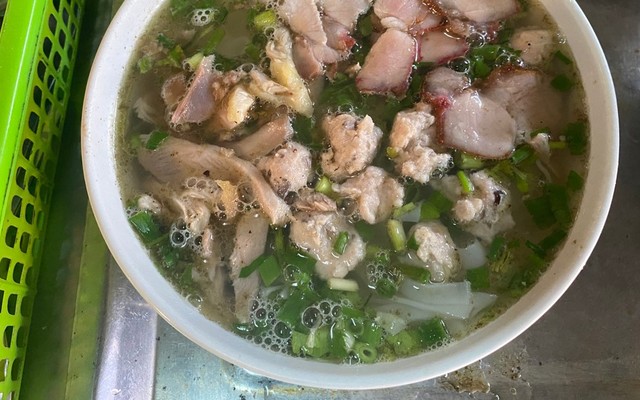 Phở 137 - Phở Gà & Phở Xá Xíu - Minh Cầu