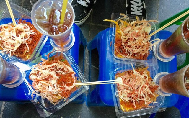 Bánh Tráng Trộn 86 Hàng Trống - Phùng Khoang