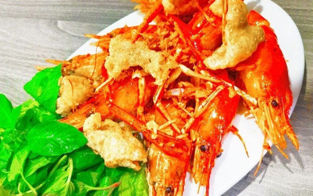 Tôm Càng Da Heo Cháy Tỏi Ka Ká - Chiến Lược