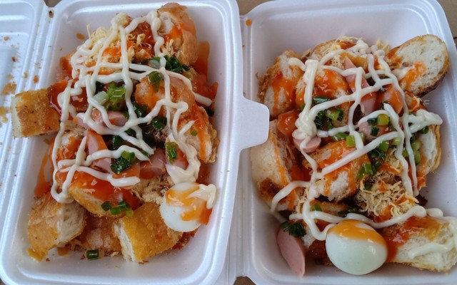 Cô Huệ - Bánh Mì Nướng Muối Ớt - Lý Thường Kiệt