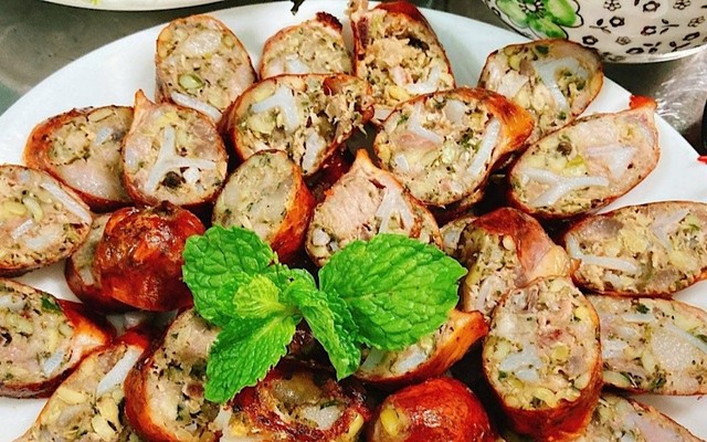 Bếp Nhà Tùng - Dồi Sụn Nướng - Ung Văn Khiêm