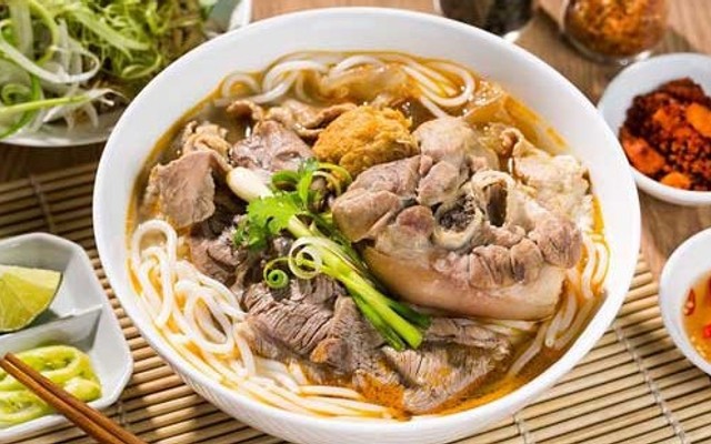 Bún Bò Huế Châu Thạch - Nguyễn Công Trứ