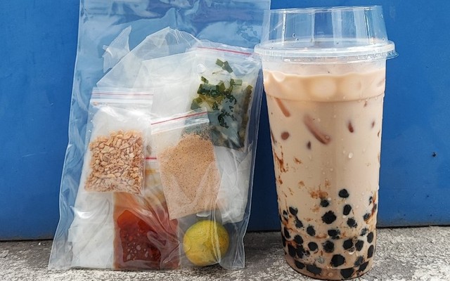 Ăn Vặt 492 - Trà Sữa & Bánh Tráng Mẹt - Nguyễn Gia Trí